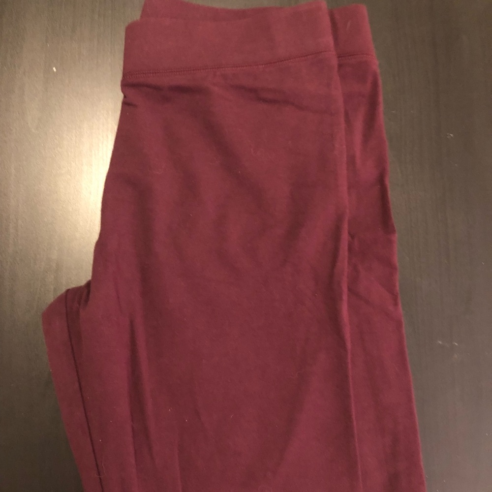 Garnet Aerie Leggings